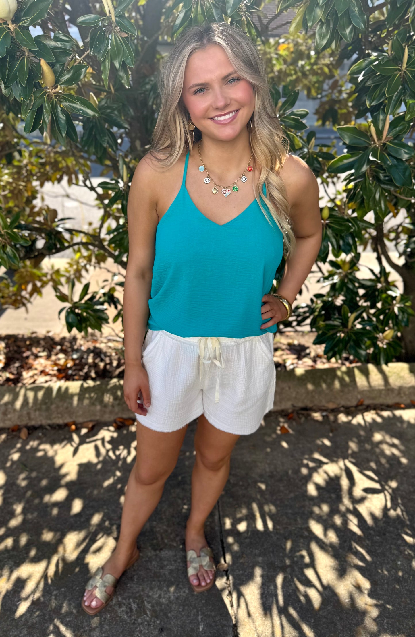 VNECK TANK: TEAL