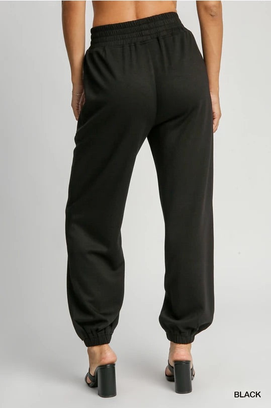 LUXE JOGGER: BLACK