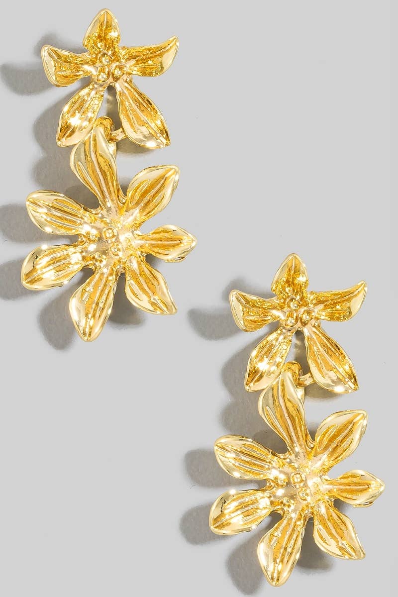 DOUBLE METALLIC FLOWER DANGLE EARRING