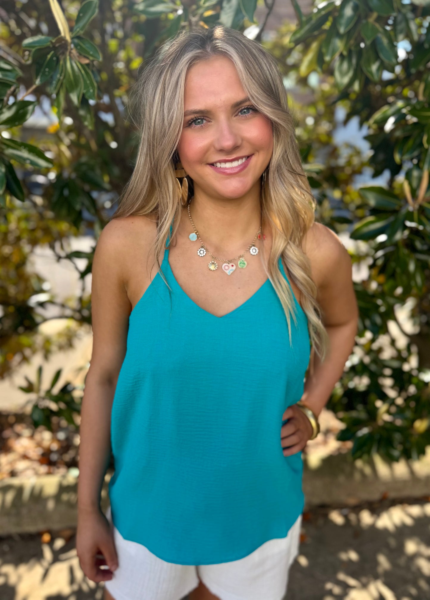 VNECK TANK: TEAL