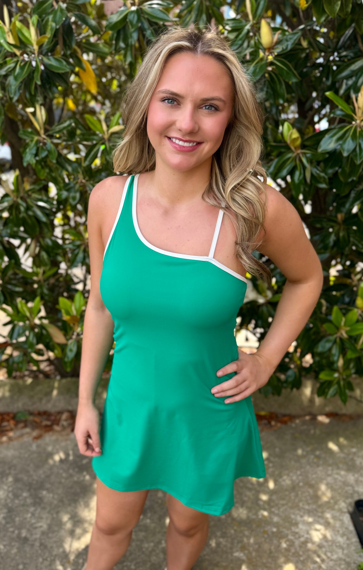 ONE SHOULDER ATHLETIC DRESS: GREEN