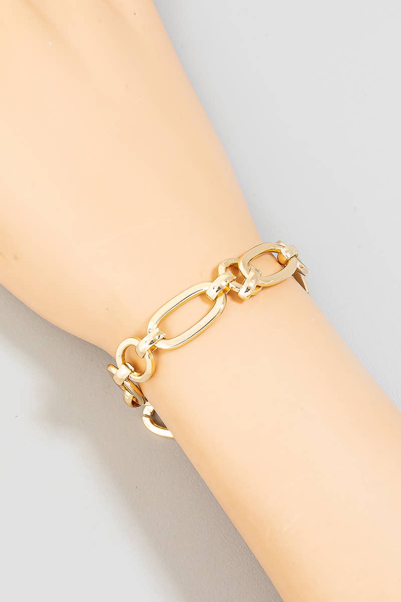 HOOP AND OVAL CHAIN LINK BRACELET: SILVER