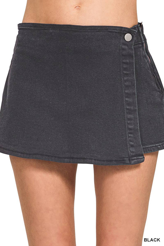 WASHED DENIM SKORT: BLACK