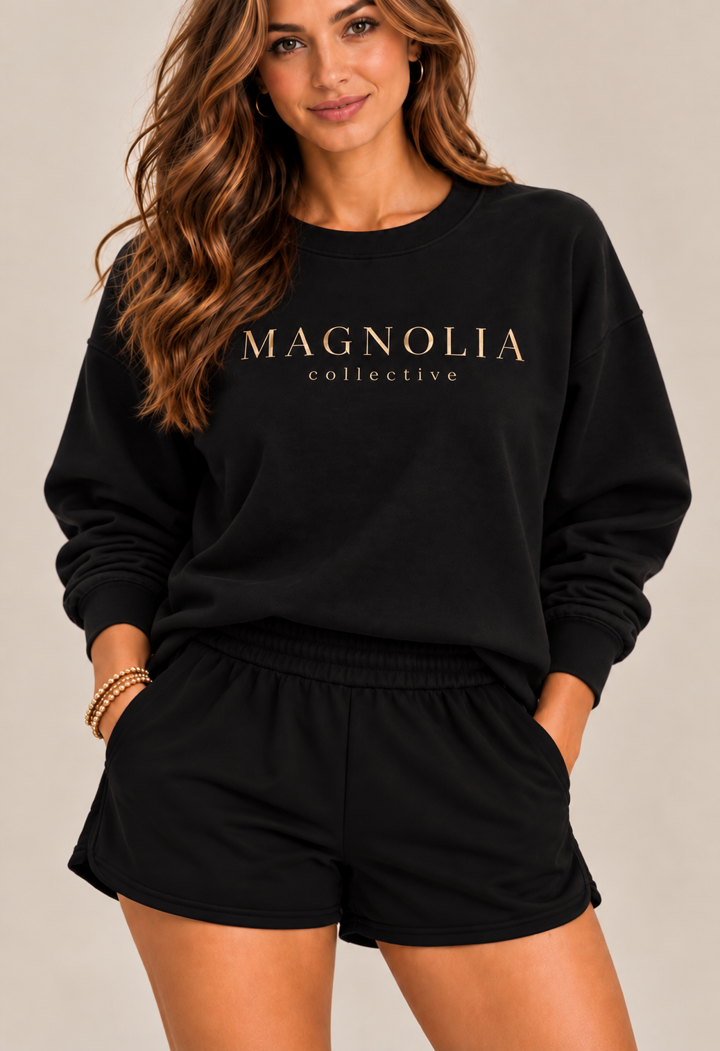 MAGNOLIA COLLECTIVE SWEATSHIRT: BLACK