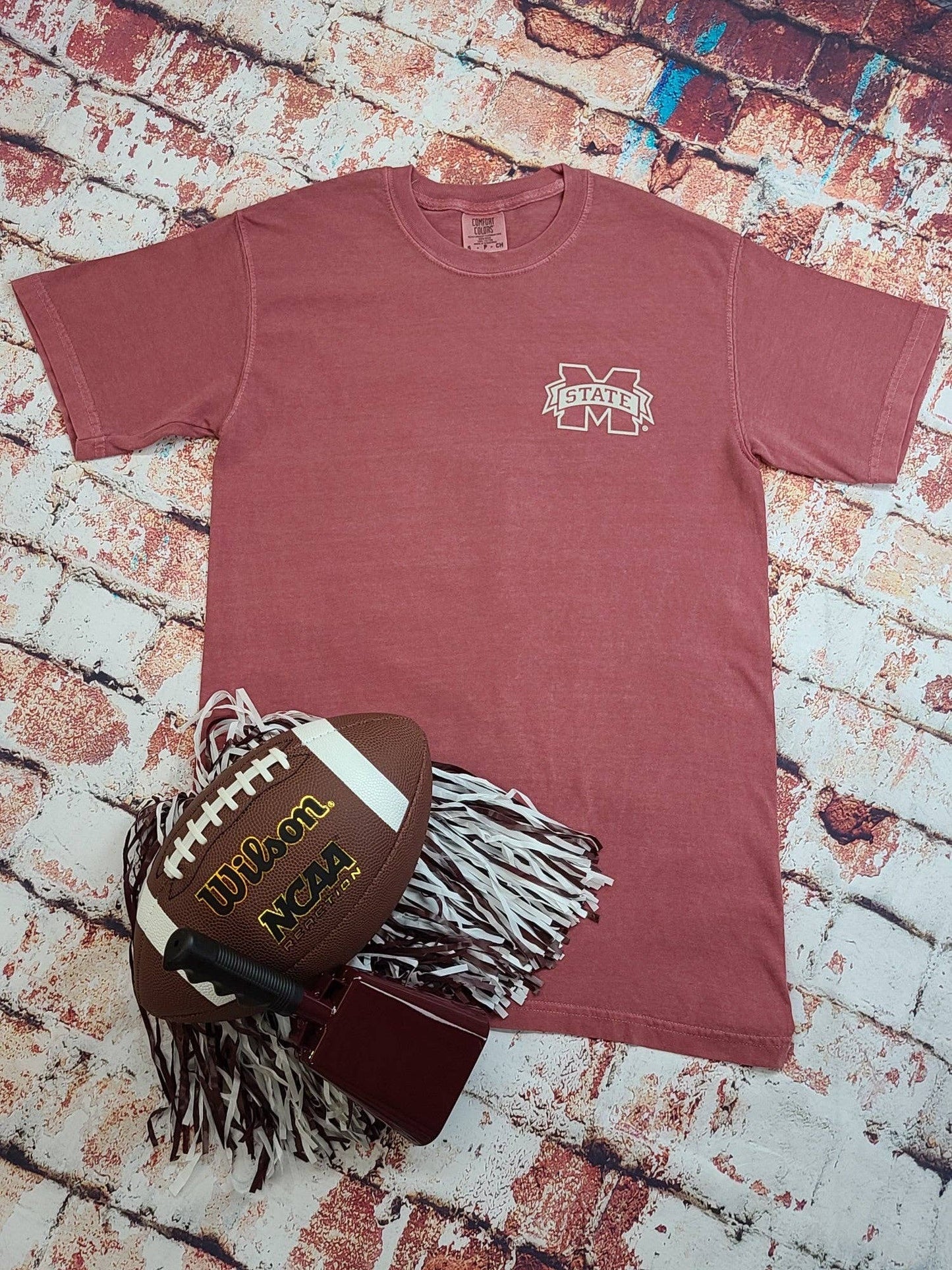 DAVIS WADE TEE: BRICK