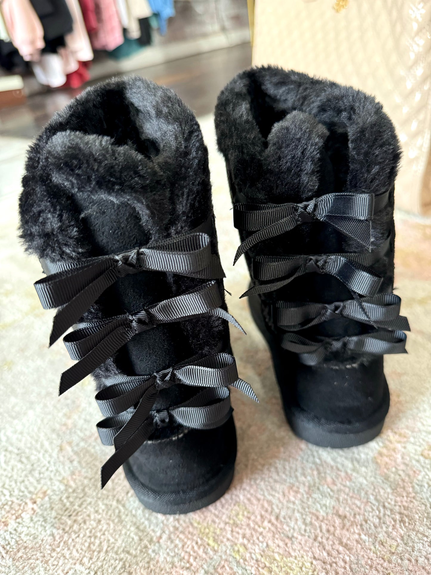 GIRLS BOW FUR BOOT- BLACK