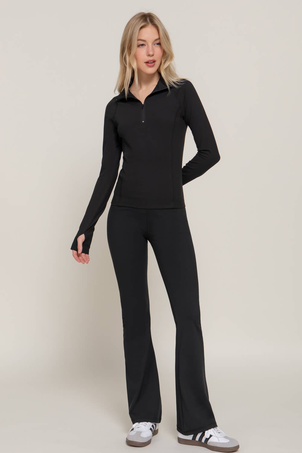 LONG SLEEVE QUARTER ZIP TOP: BLACK