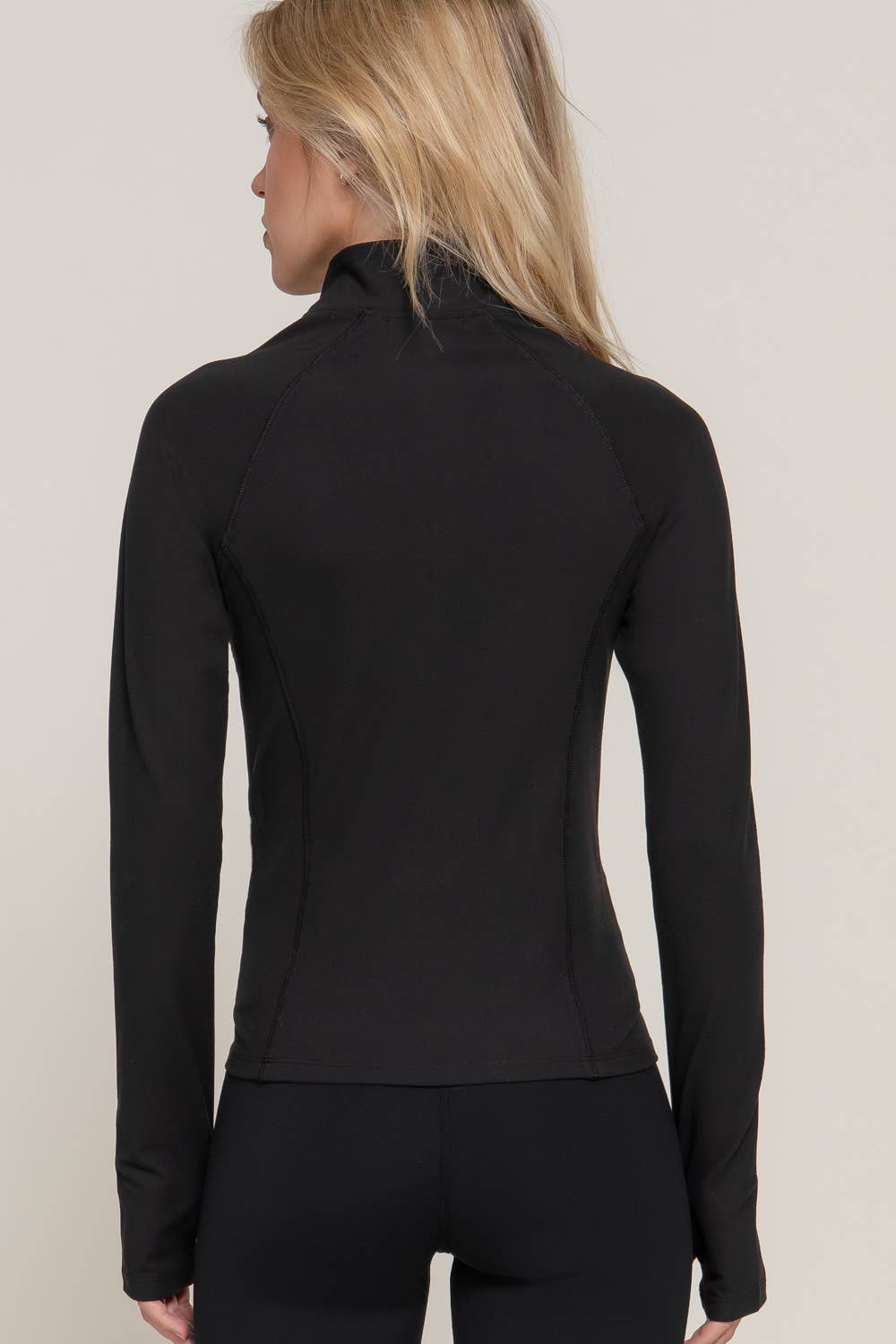 LONG SLEEVE QUARTER ZIP TOP: BLACK