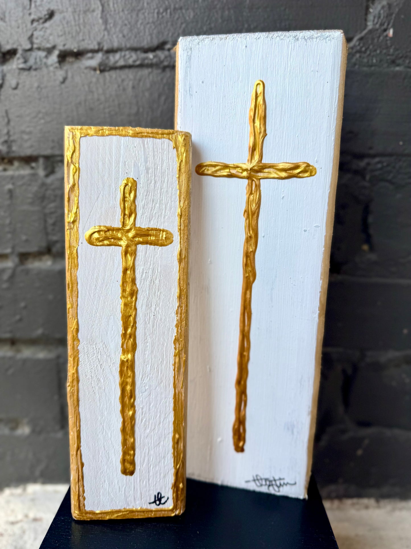 CROSS MINI WOOD BLOCK