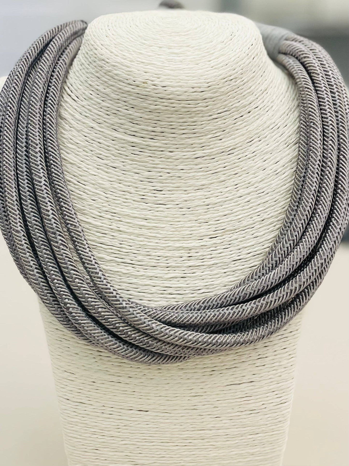 8-STRAND NECKLACE: SILVER