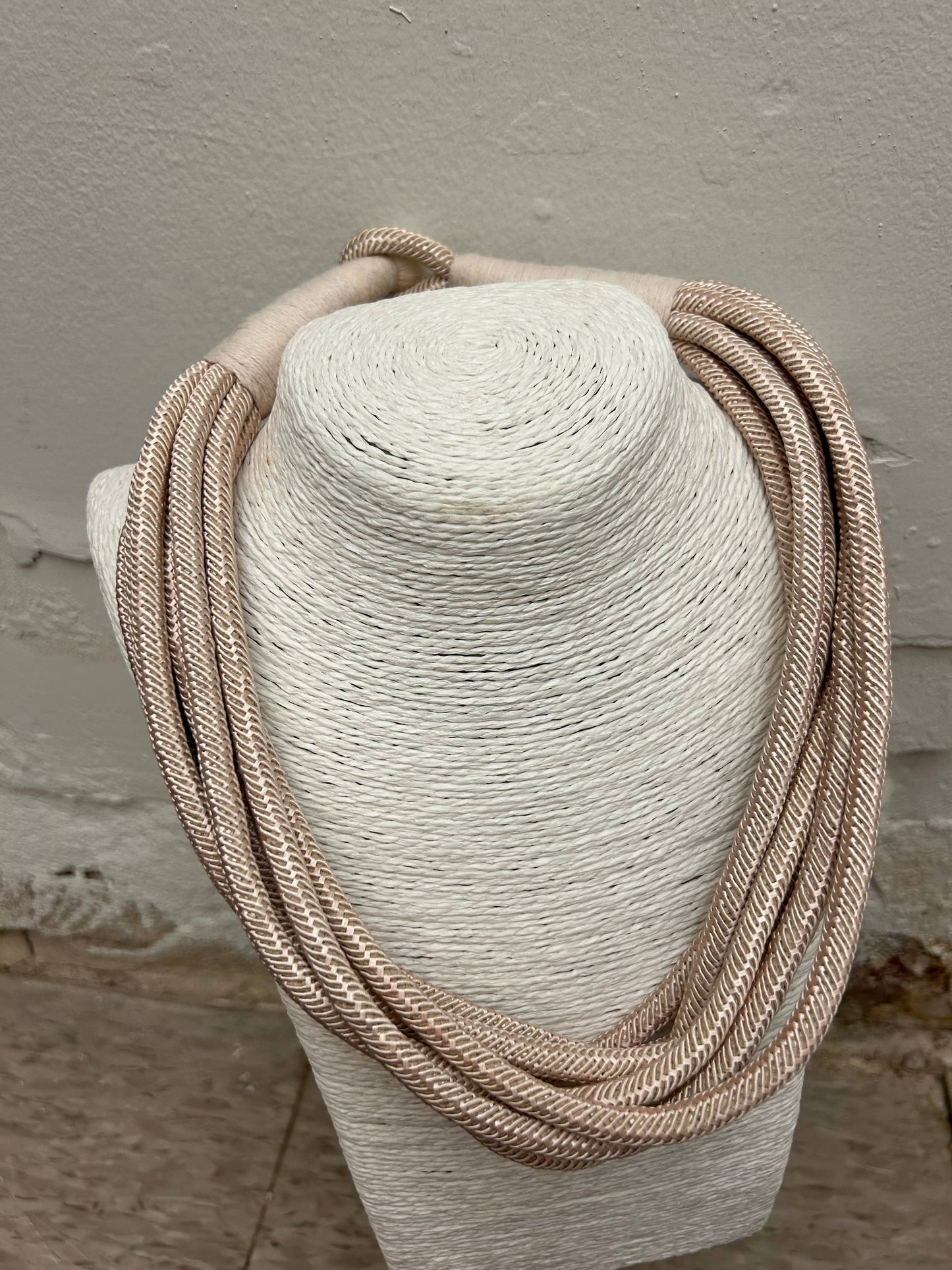 8-STRAND NECKLACE: ECRU