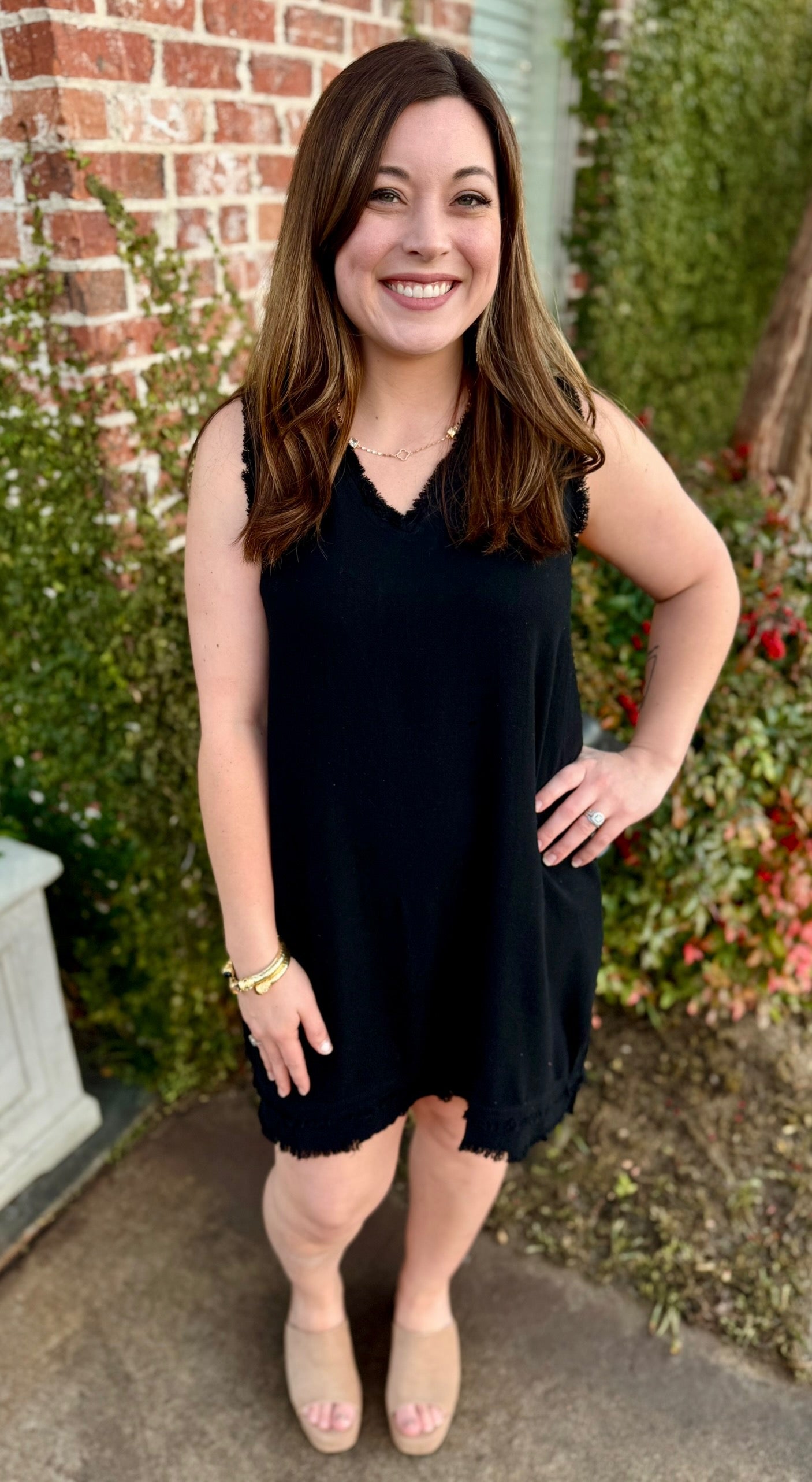 SOFT WASH VNECK DRESS: BLACK
