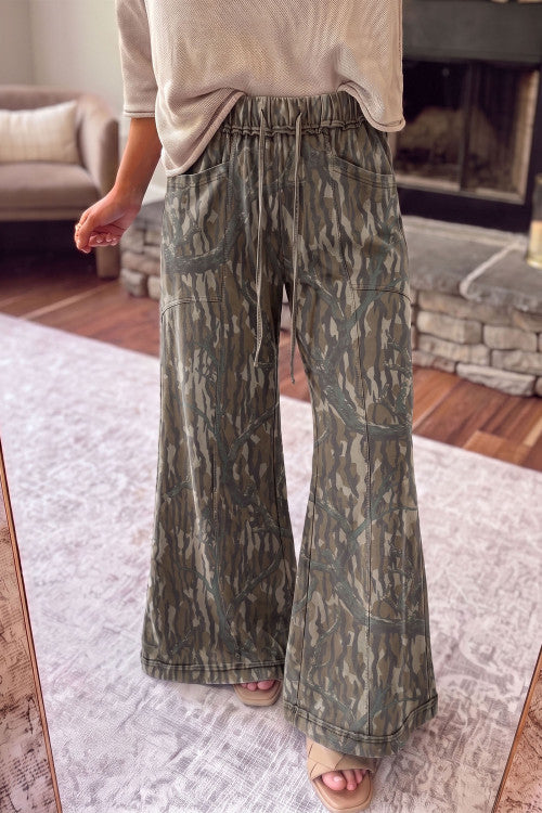 CAMO FLARE PANT: DARK