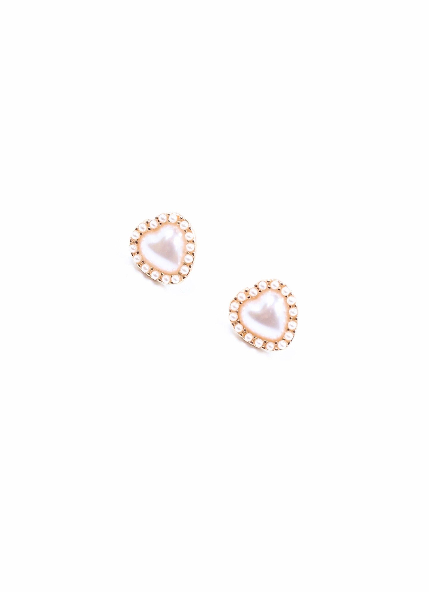 PEARL HEART EARRING