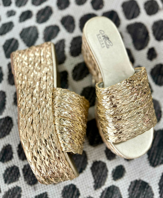 GOLD PLATFORM SANDAL