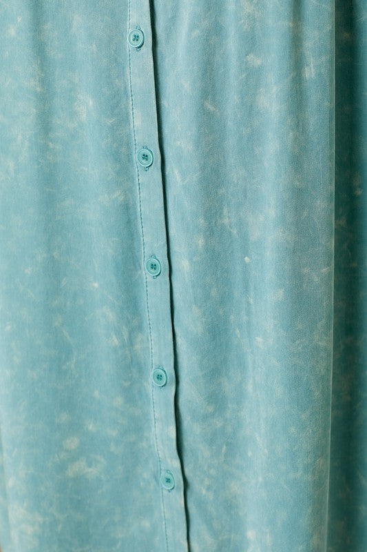 WASHED FLUTTER SLEEVE DRESS: EMERALD