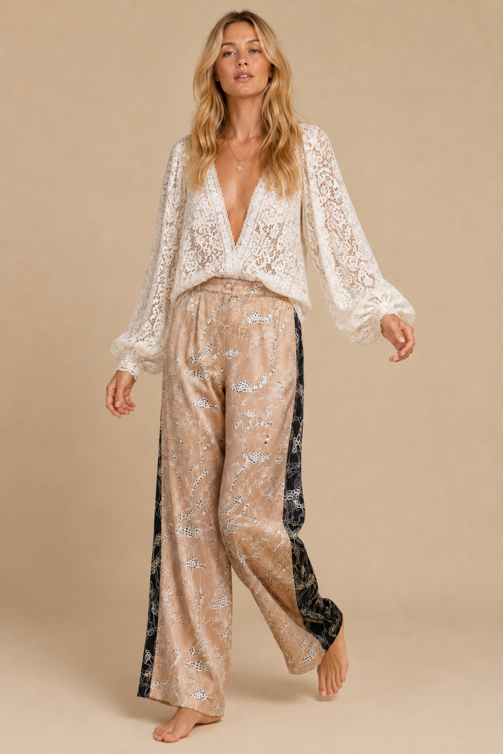 CHAMPAGNE BLACK FLORAL PANT
