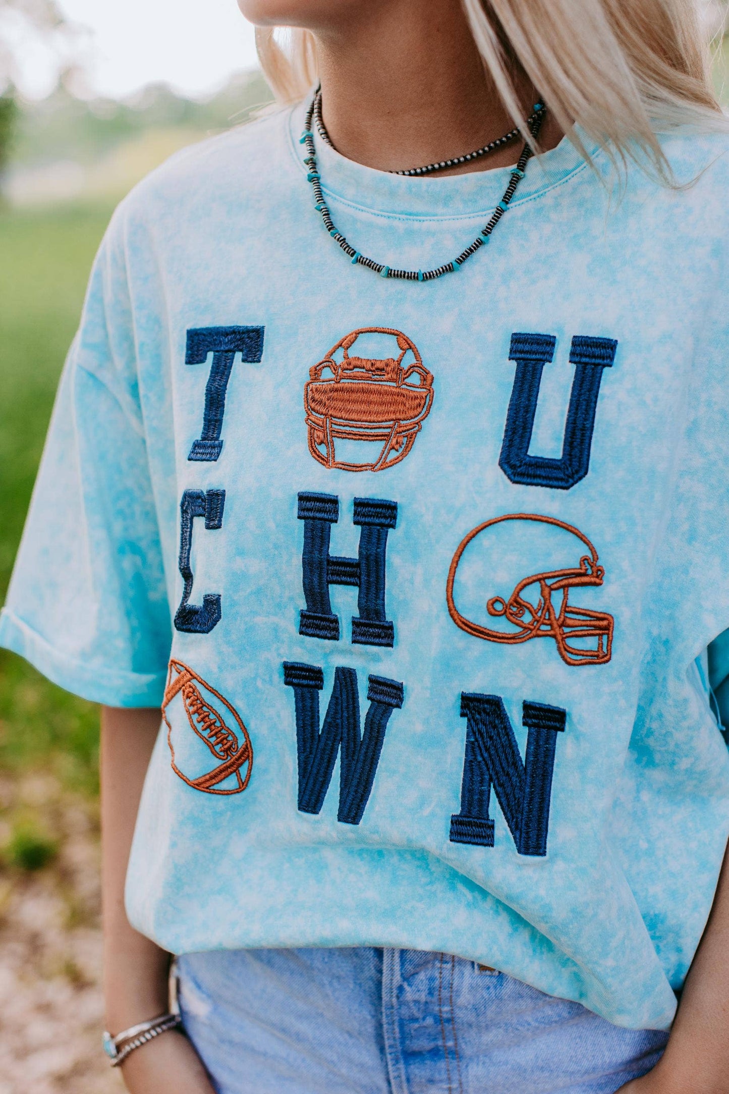 ACID WASH TOUCH DOWN SEQUIN TEE: TURQUOISE