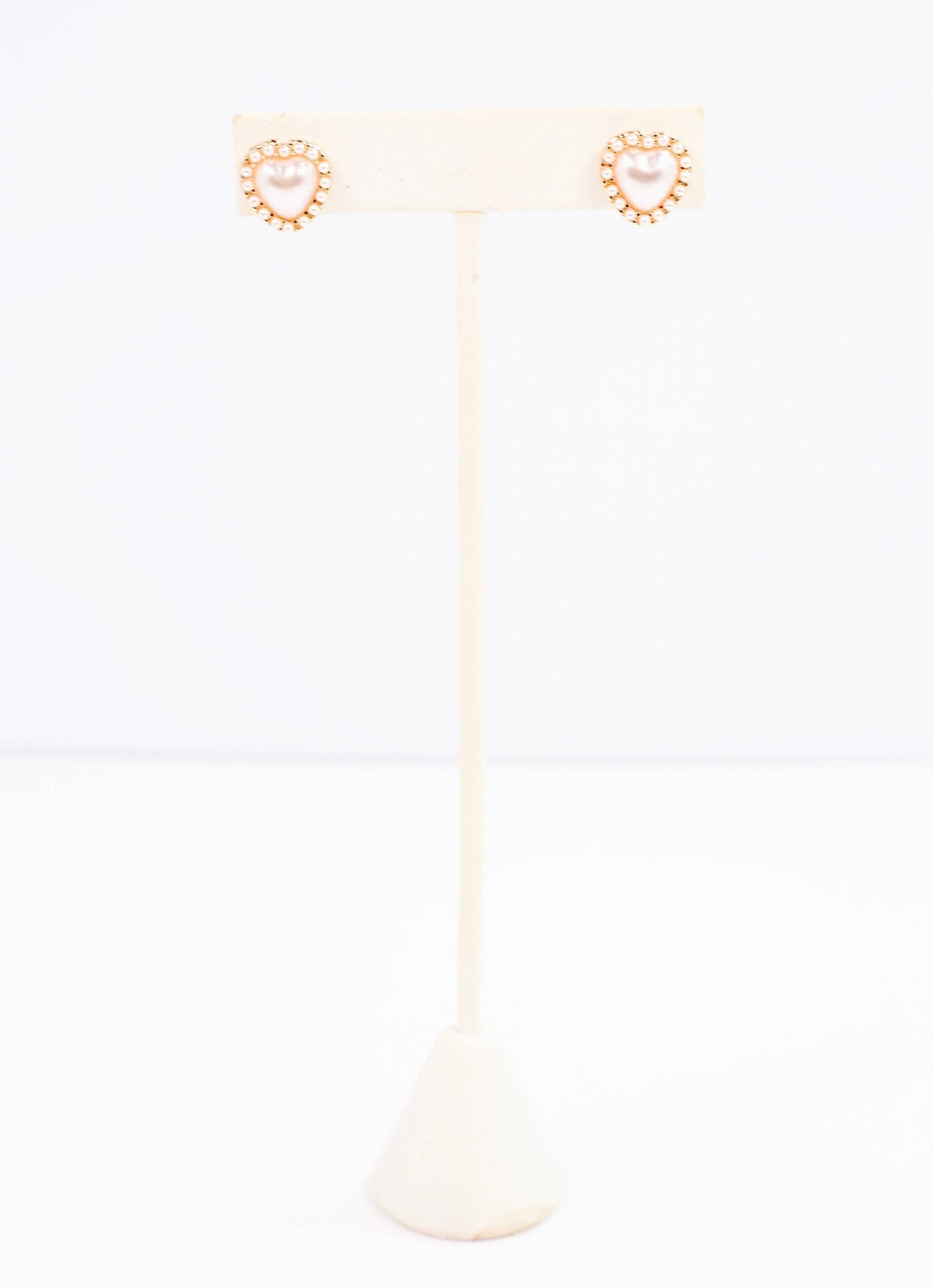 PEARL HEART EARRING