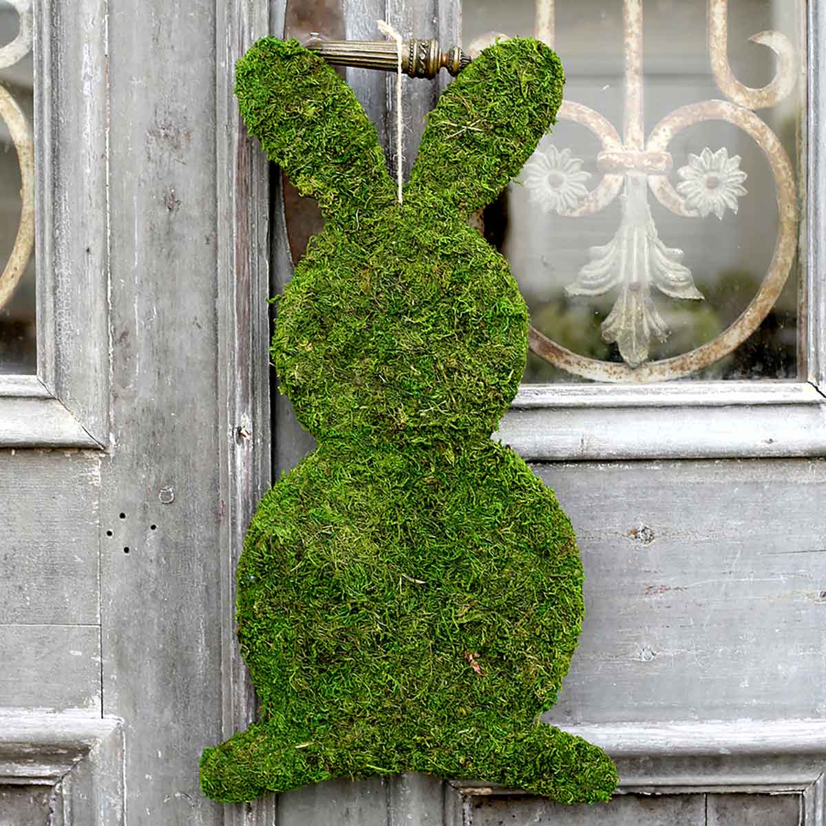 MOSS BUNNY DOOR DECOR