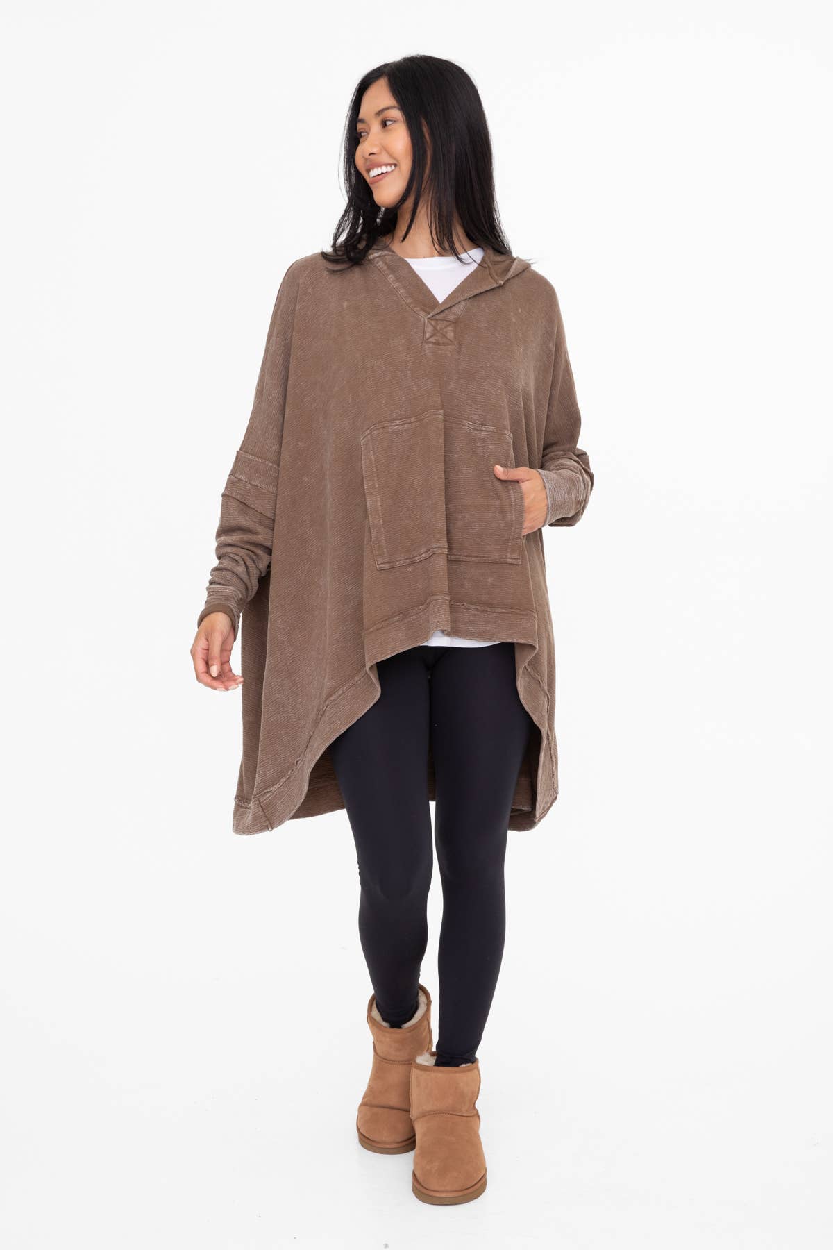 OVERSIZED PONCHO: JUNGLE GREEN