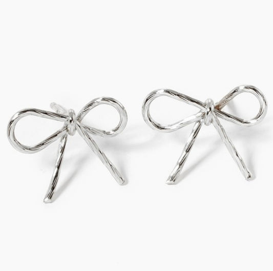 SILVER BOW STUD