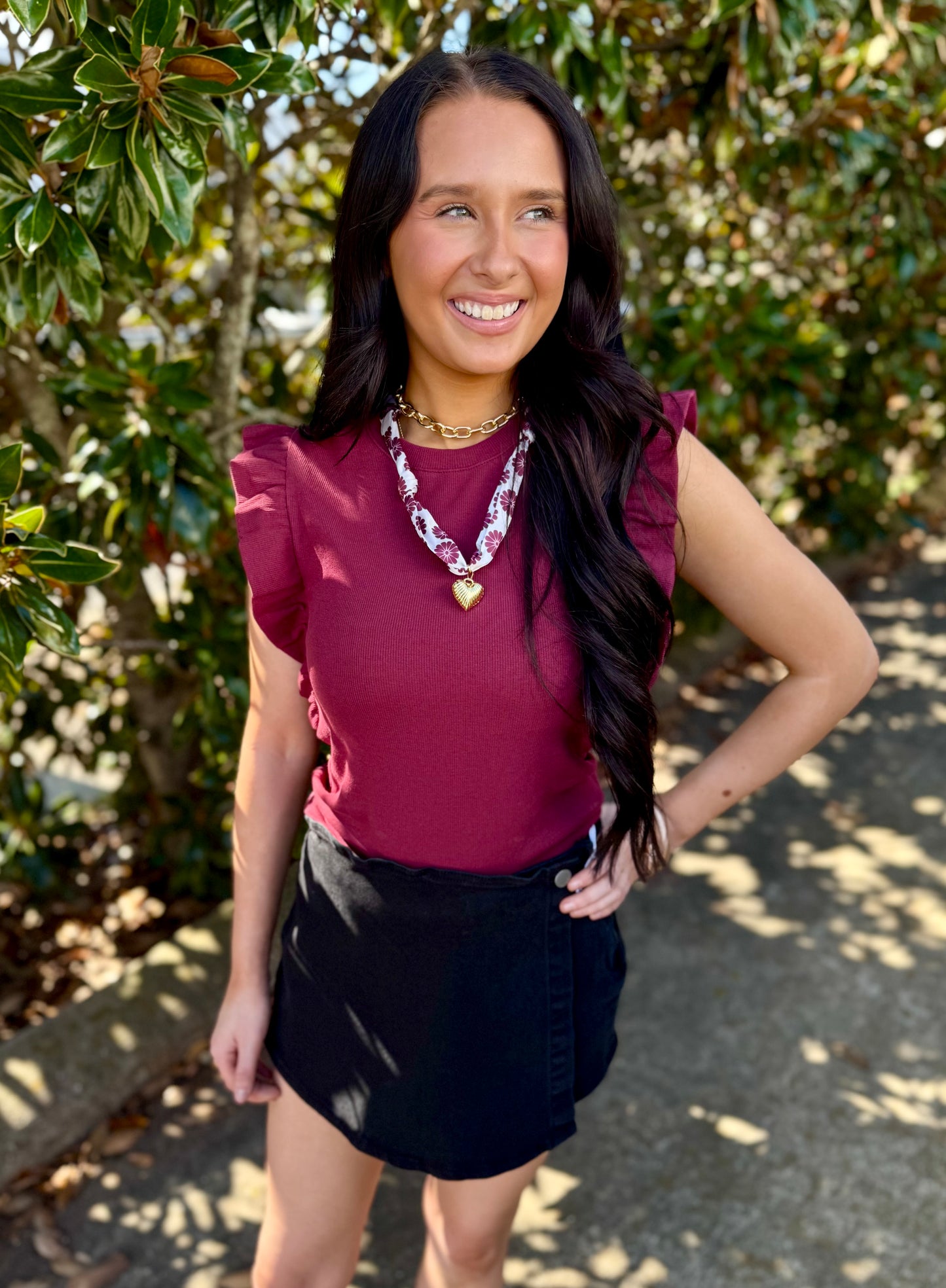 GAME DAY RUFFLE SLEEVE TOP: MAROON