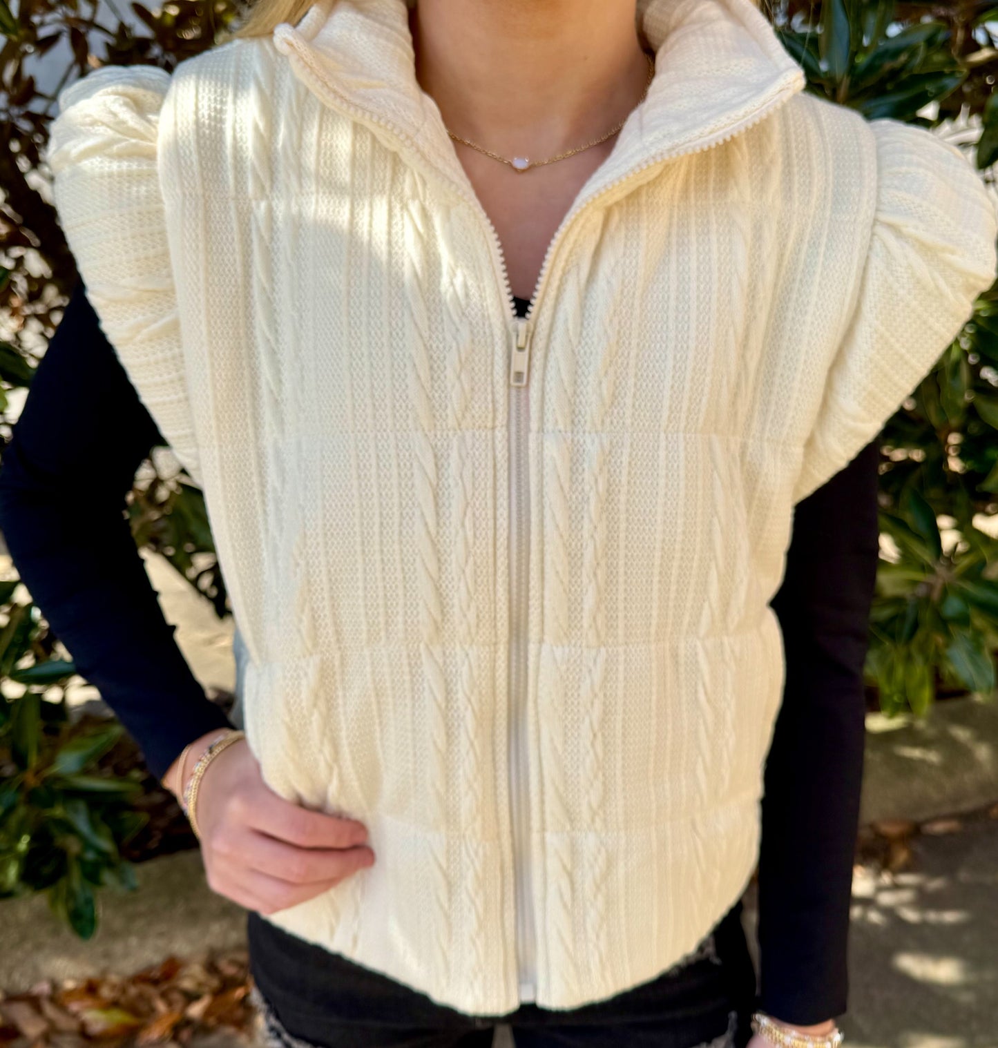 CREAM QUILTED PUFFER VEST