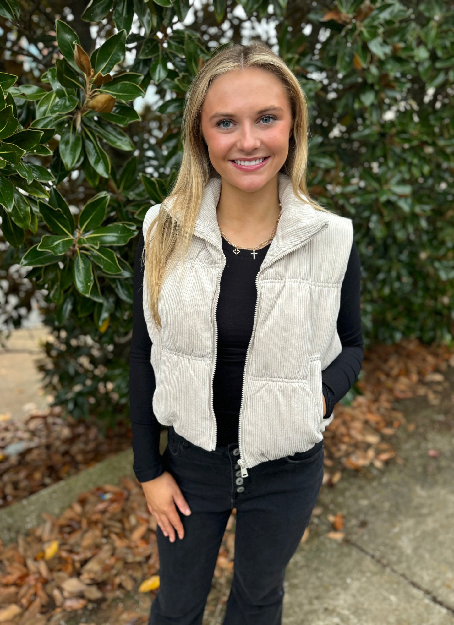 CREAM CORDUROY VEST