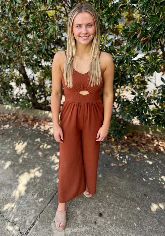 CUT OUT JUMPSUIT: COFFEE