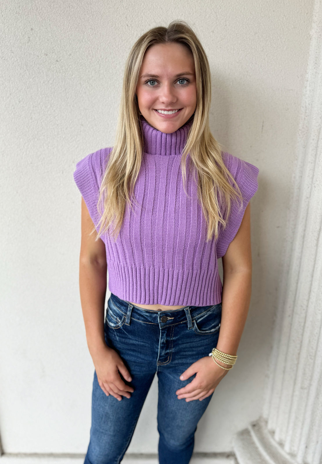 RIBBED SWEATER VEST: LAVENDER