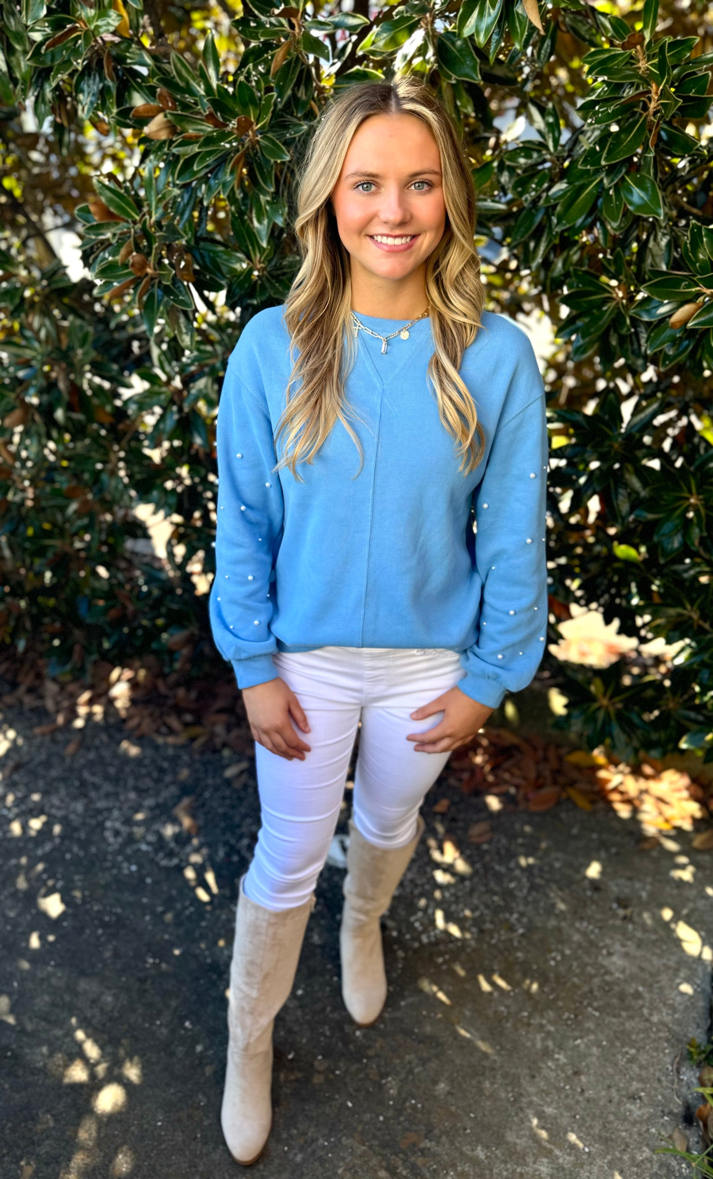 LIGHT BLUE PEARL SWEATER