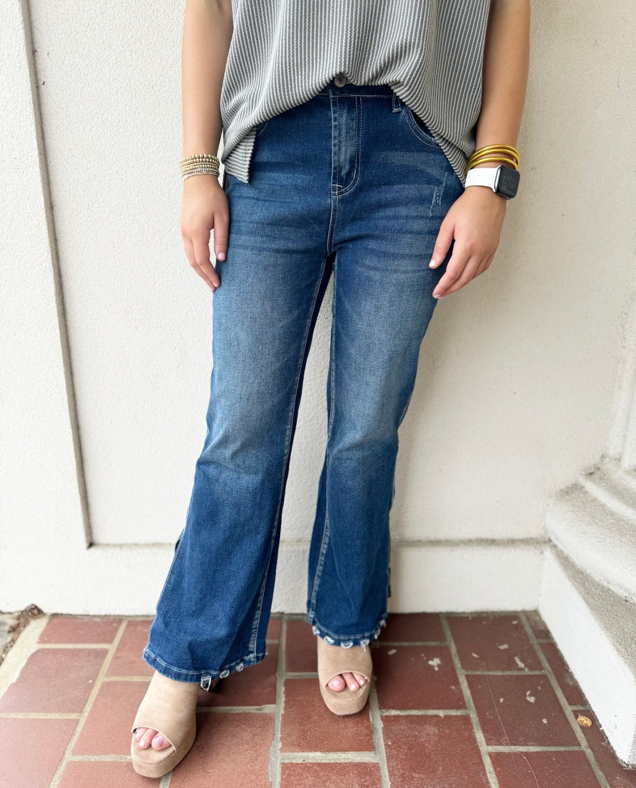 SIDE SLIT DENIM FLARE