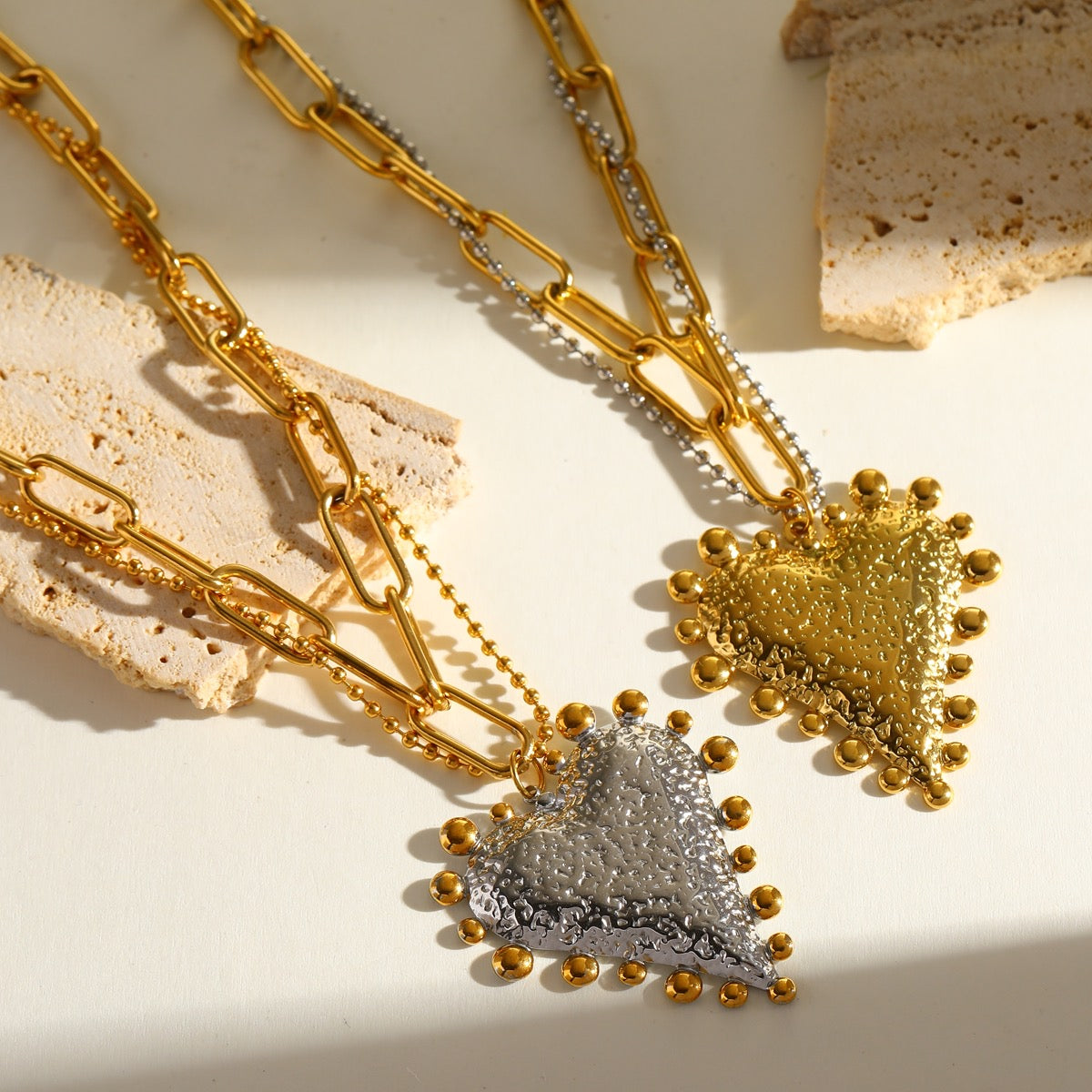 HEART CHAIN NECKLACE