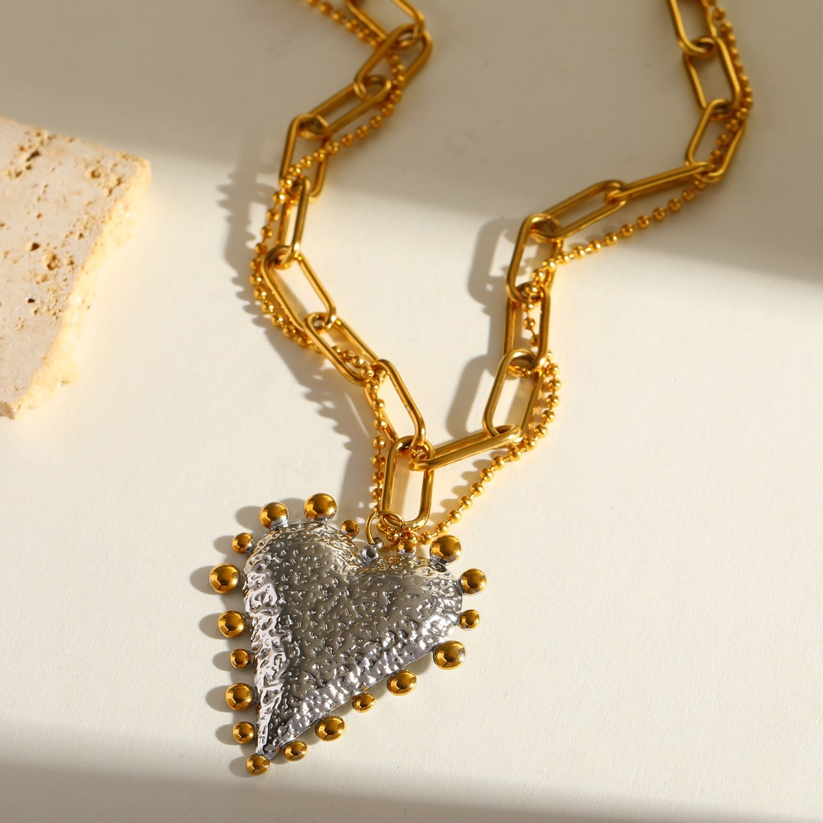 HEART CHAIN NECKLACE