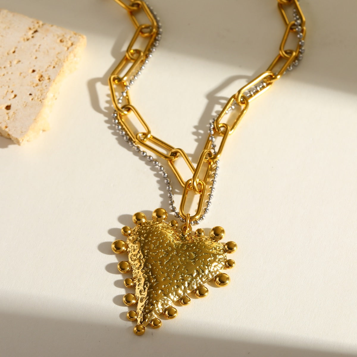 HEART CHAIN NECKLACE