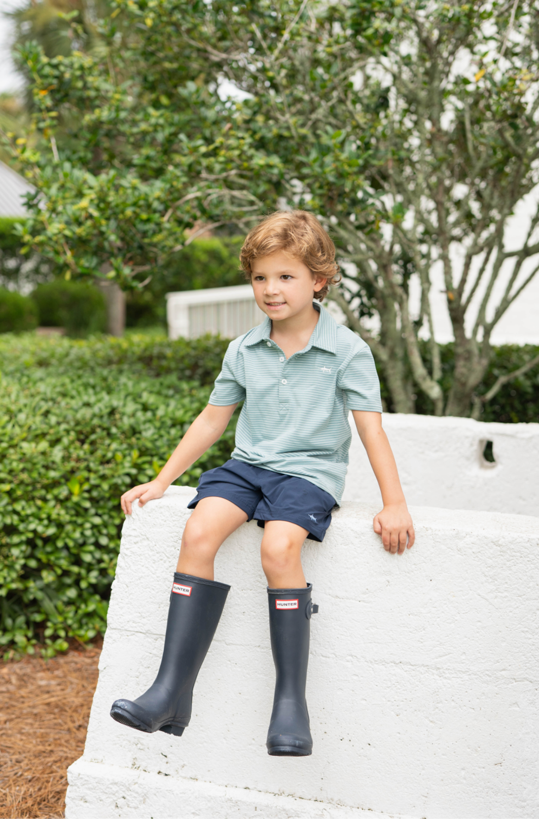 BOYS PERFORMANCE POLO: AQUA/WHITE