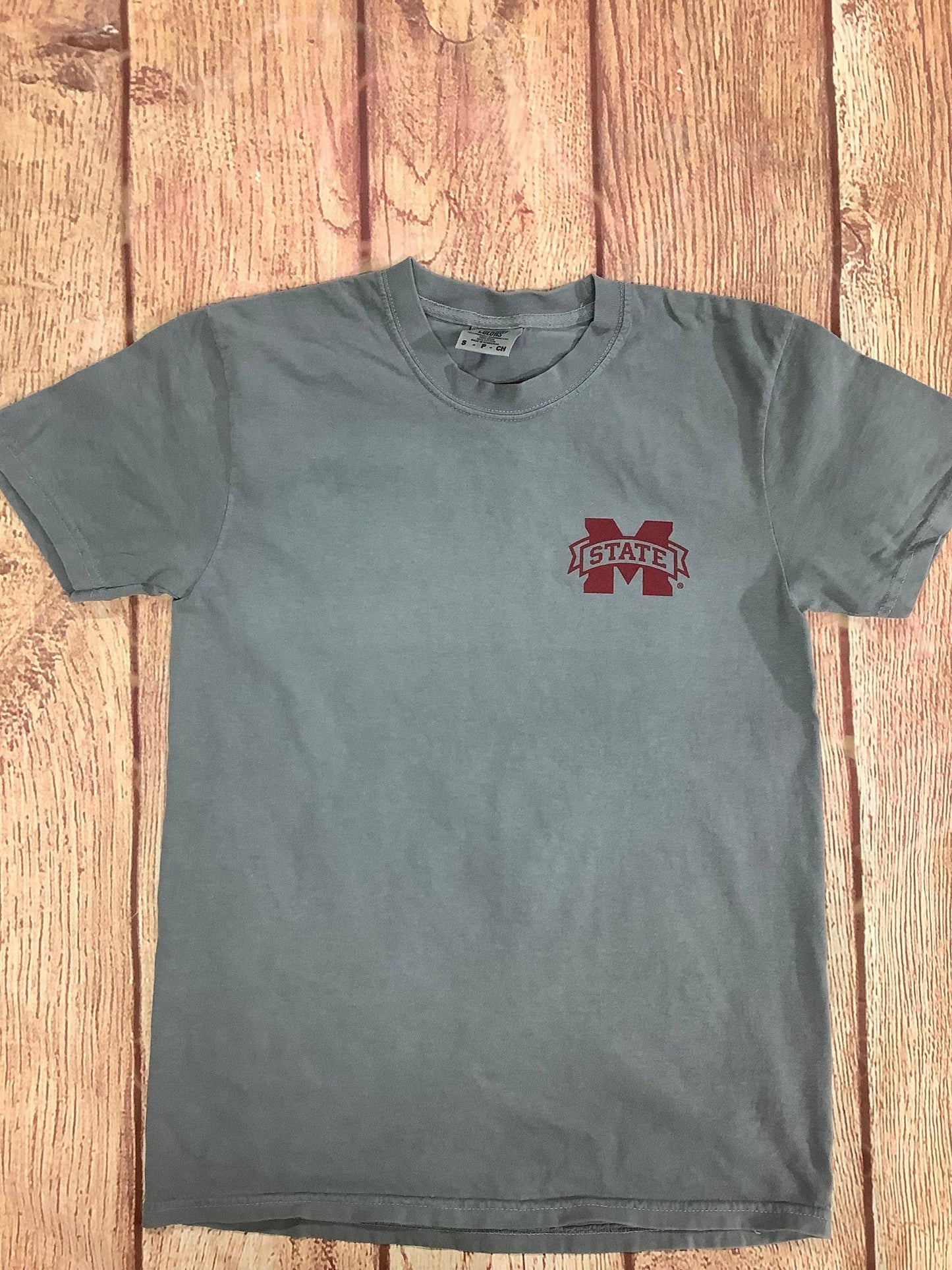 MSU BULLY FLAG TEE: GREY