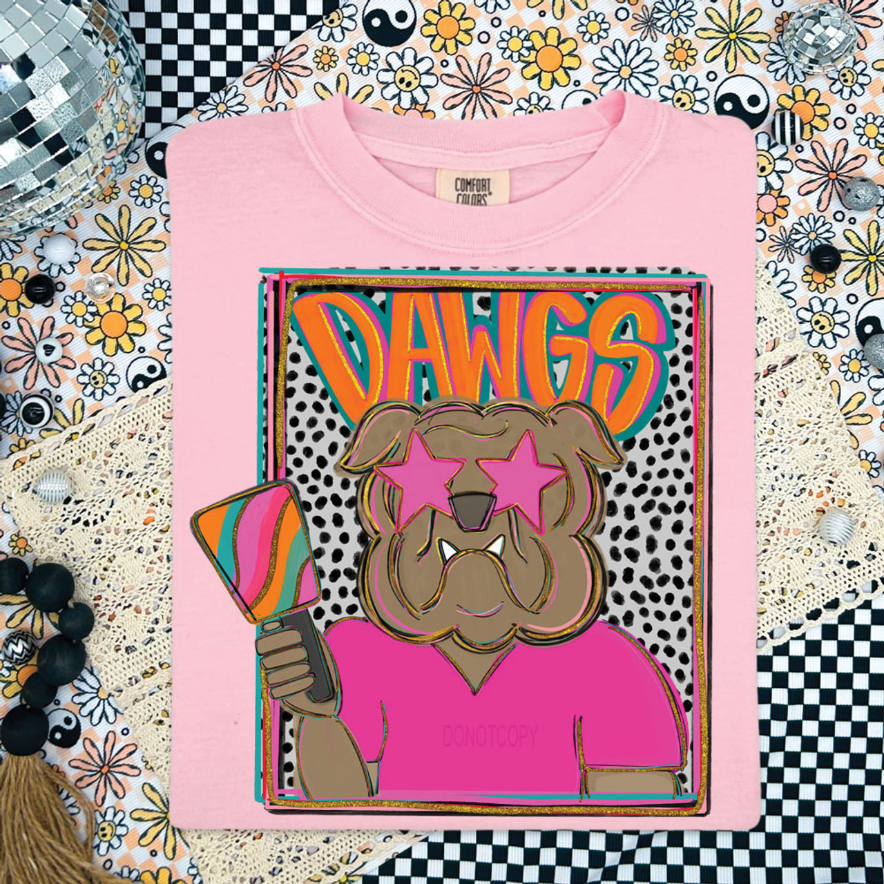 COLORFUL MASCOT TEE: DAWGS