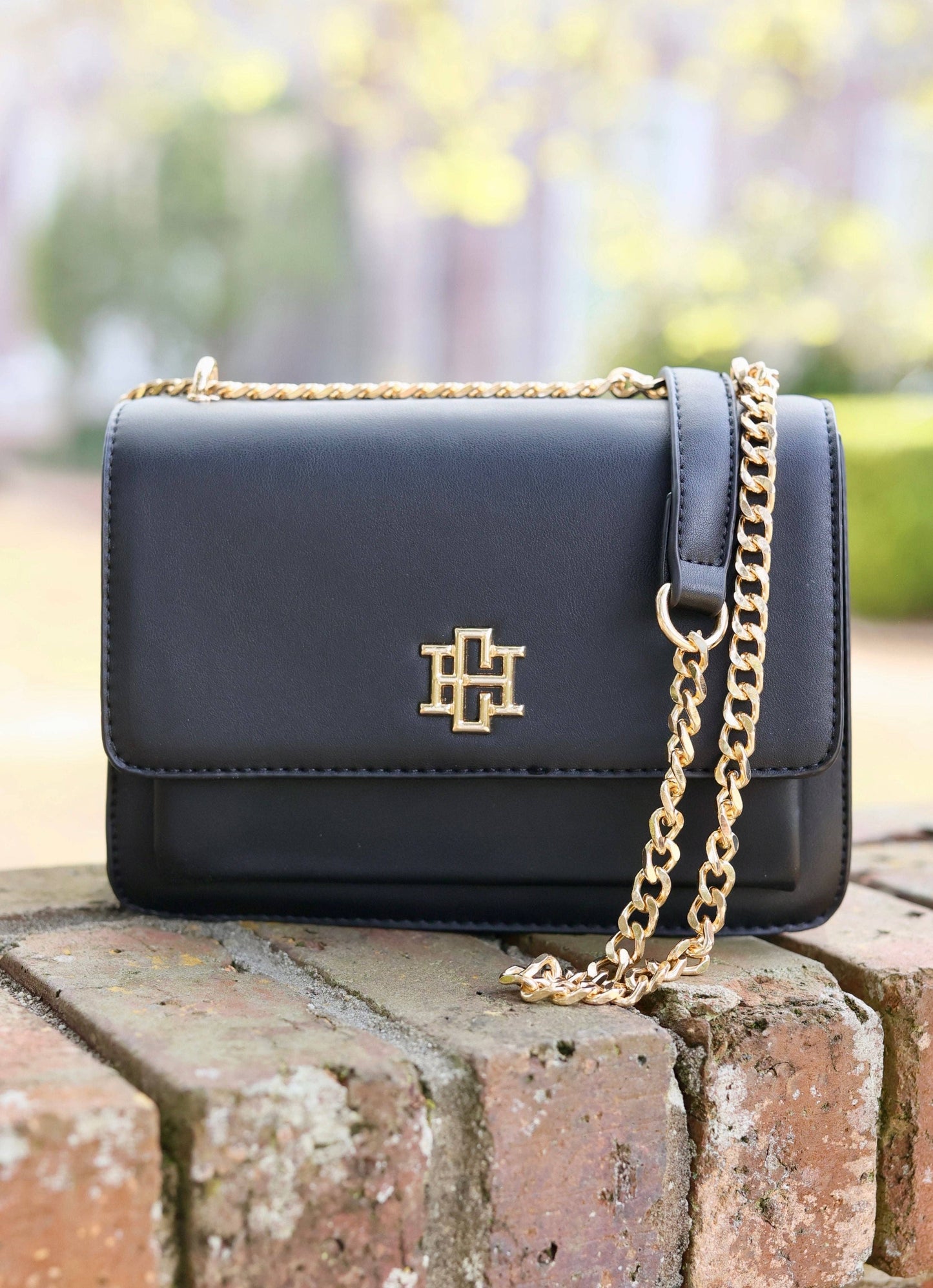 DAWN CROSSBODY: BLK