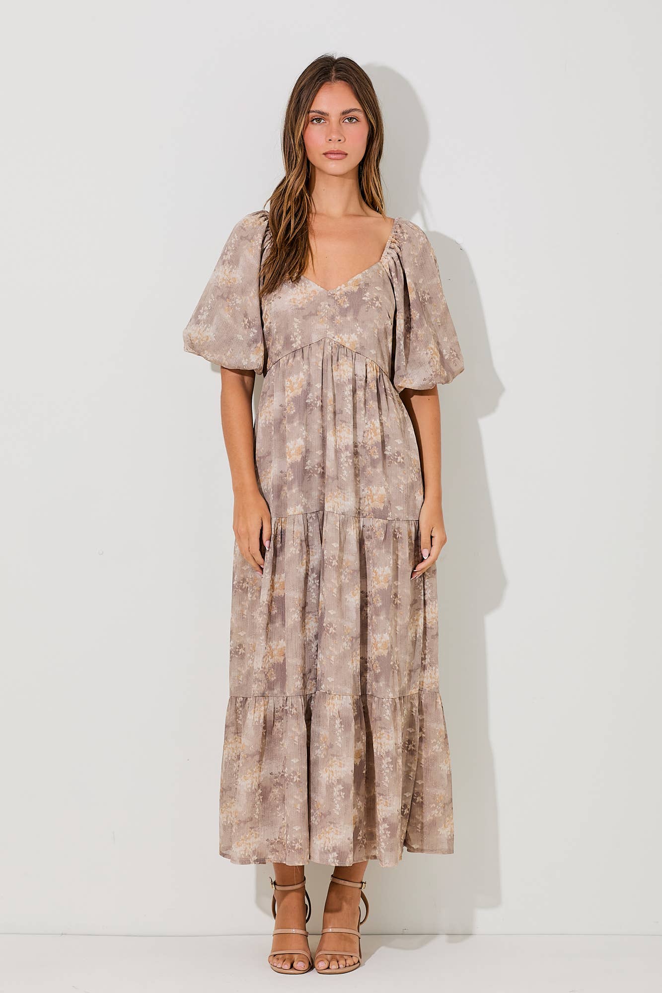 FLORAL V-NECK BUBBLE SLEEVE DRESS: TAUPE MULTI