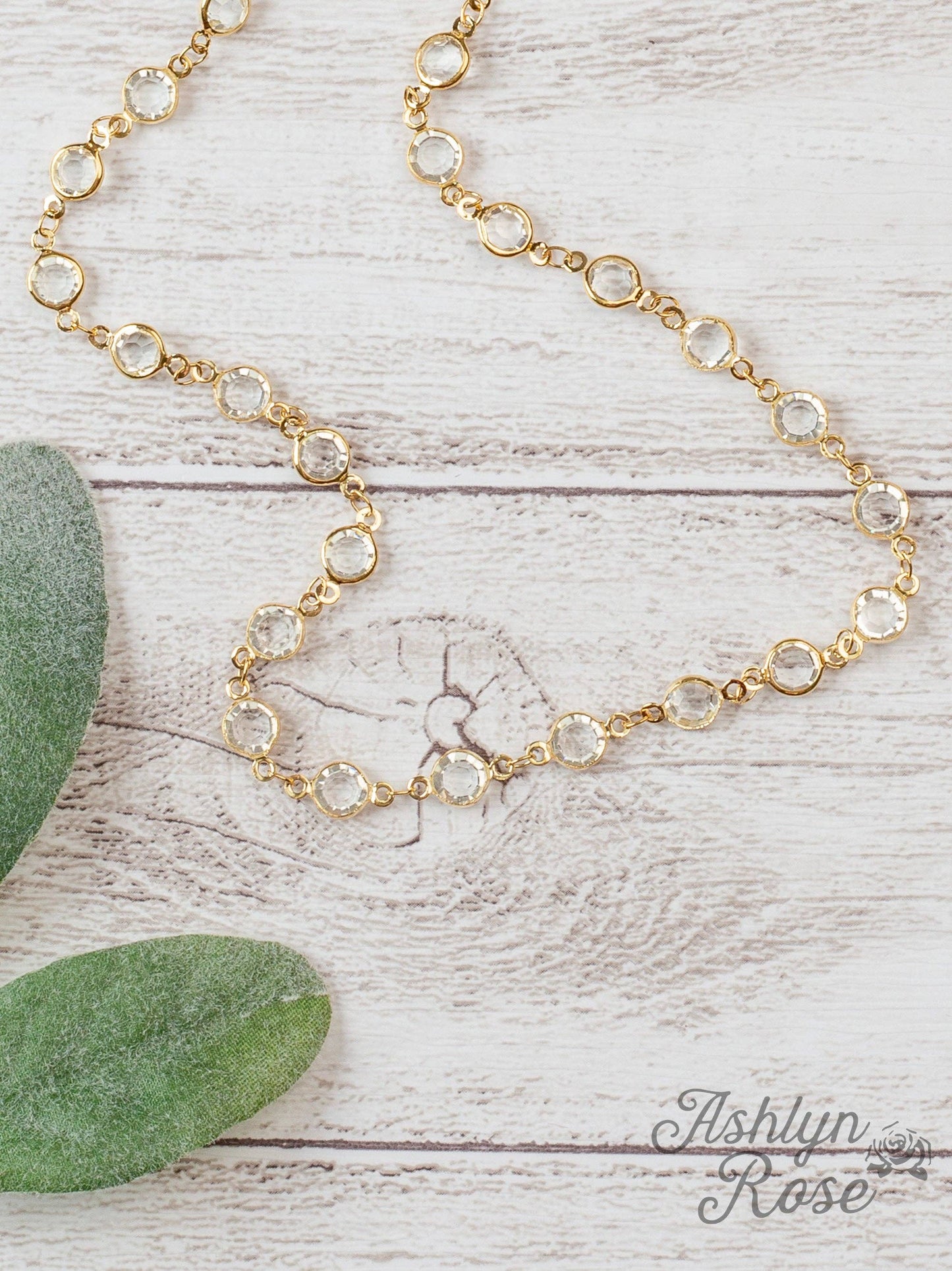 GOLD & CRYSTAL NECKLACE